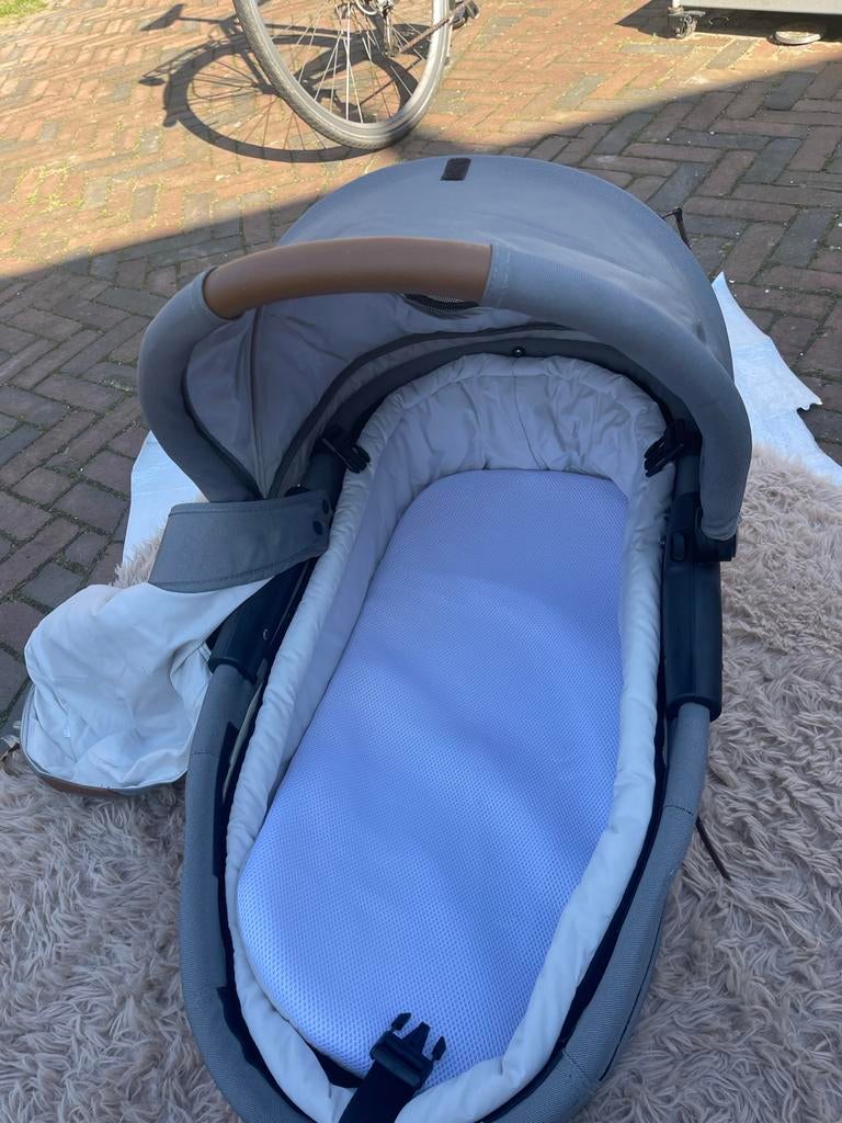 Groot pakket diverse babyspullen: fietszitje, Maxi-Cosi, etc, Kinderwagen, Gebruikt, Ophalen of Verzenden, Met autostoeltje