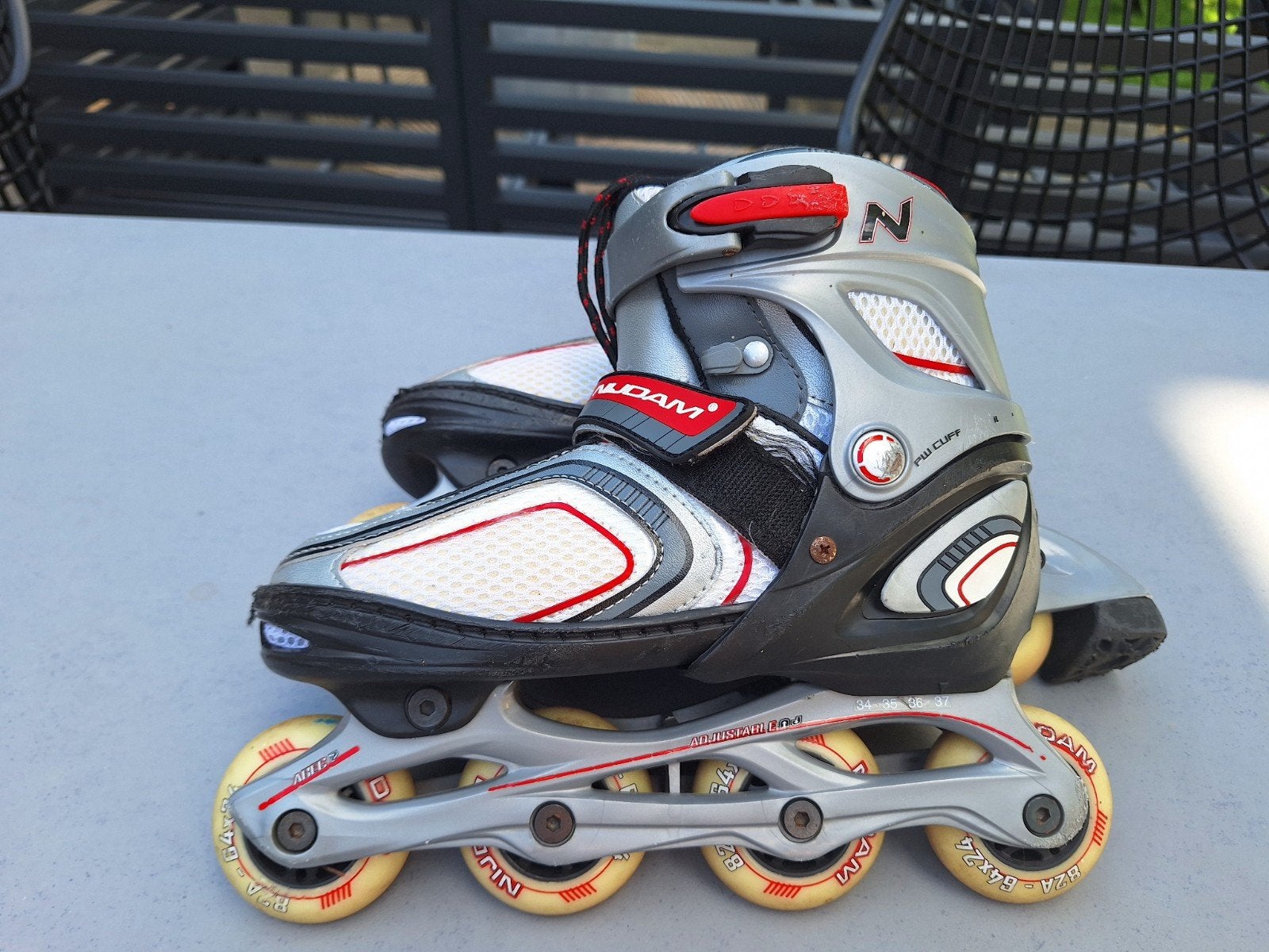 Verstelbare Inline Skates Nijdam Maat 34-37 - In goede staat, Overige merken, Kinderen, Ophalen of Verzenden, Inline skates 4 wielen