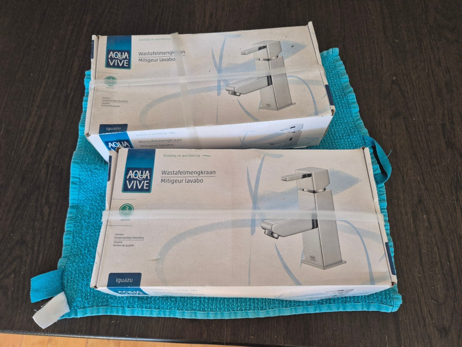 Nieuwe AquaVive Wastafelkranen (2 stuks), Ophalen of Verzenden, Nieuw, Chroom, Kraan