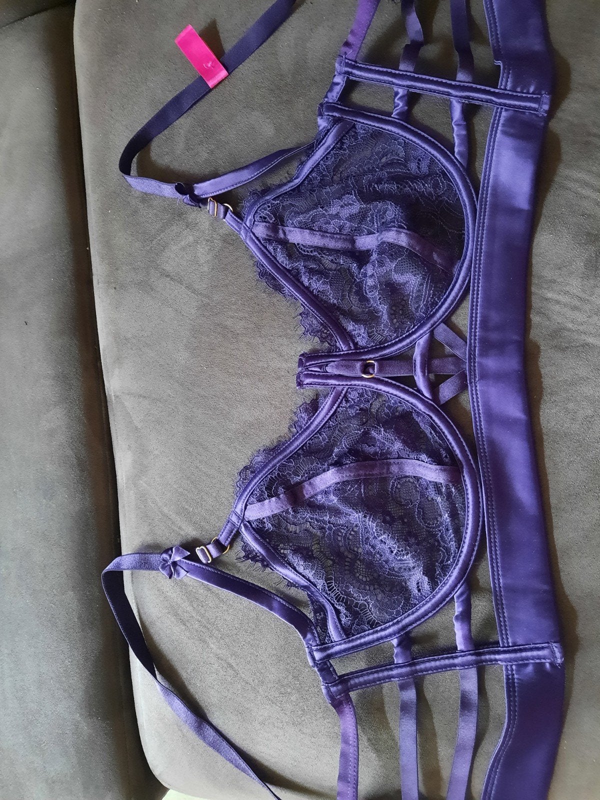 Hunkemöller lingeriesetje paars 85E, Kleding | Dames, Ondergoed en Lingerie, Hunkemöller, Ophalen of Verzenden, Paars, Setje