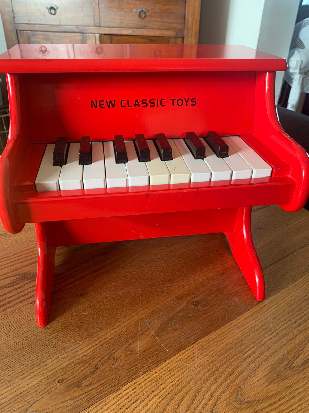 New classic toys rode piano van hout, Ophalen of Verzenden, Gebruikt, Overige typen