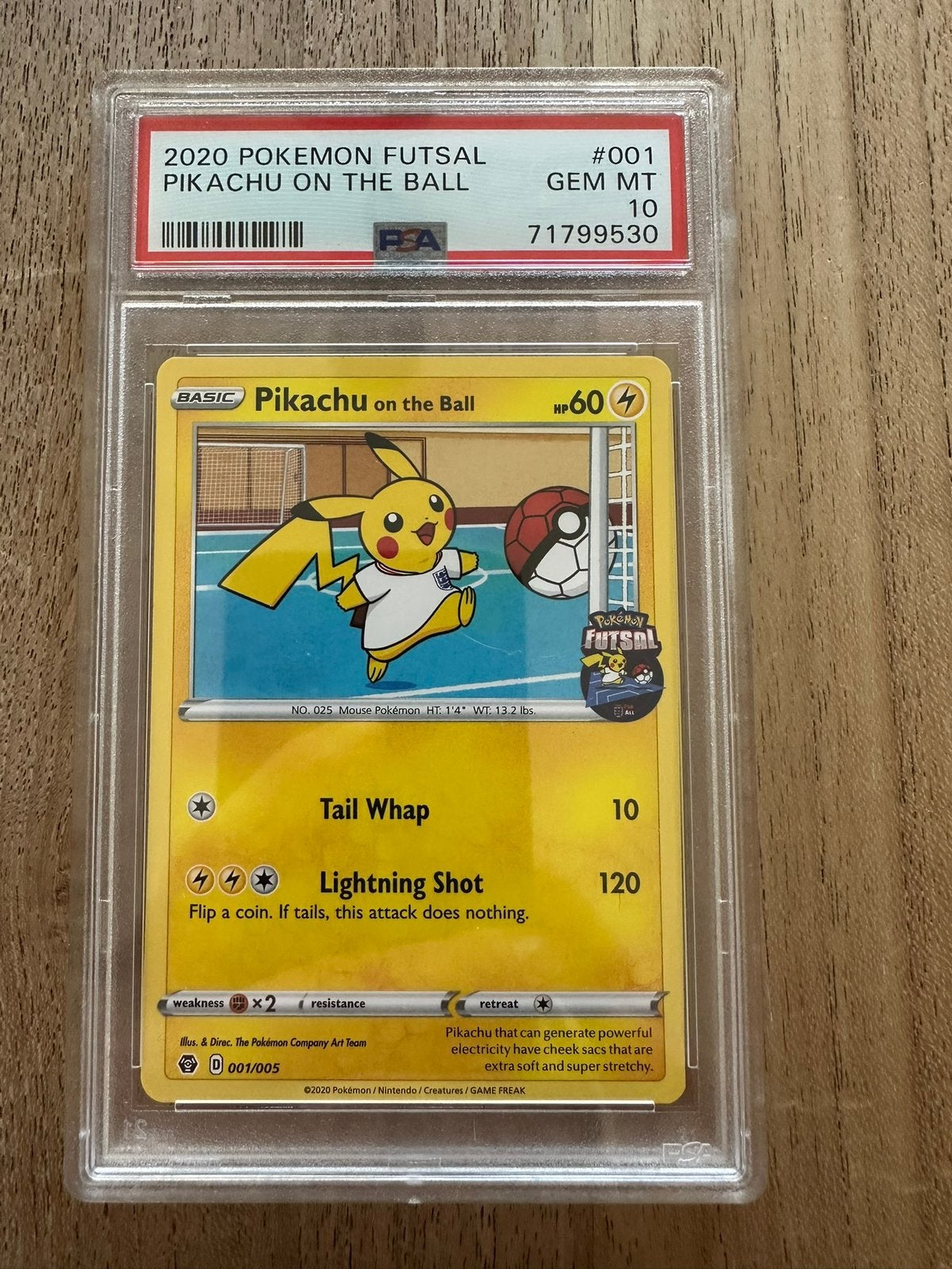 ≥ Vind pikachu on the ball in Verzamelkaartspellen | Pokémon op