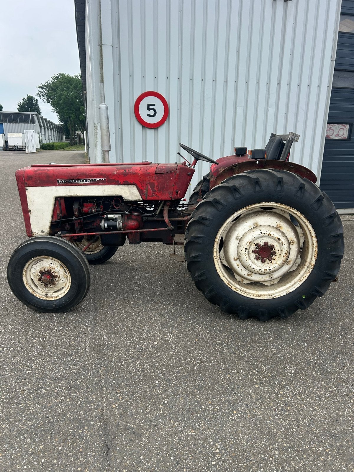 International Mc Cormick 434, Ophalen, Oldtimer, McCormick, Tot 80 Pk