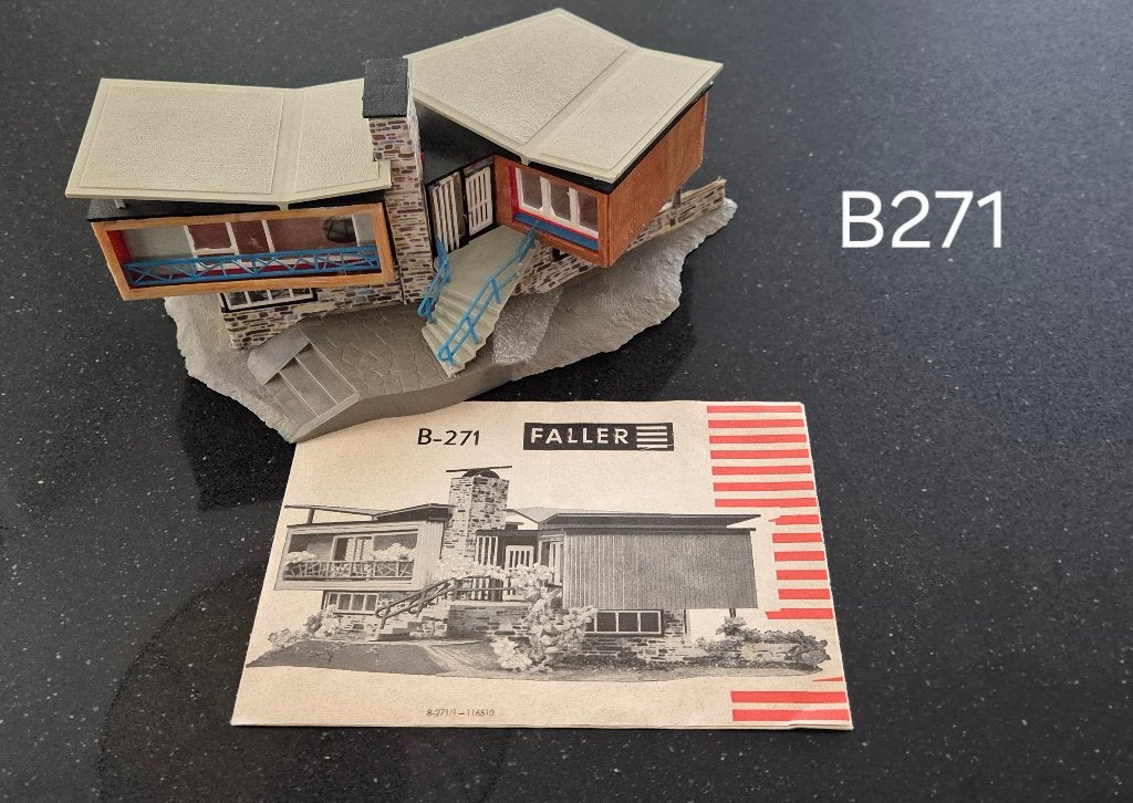Faller H0 villa B271, Hobby en Vrije tijd, Modeltreinen | H0, Overige merken, Gebruikt, Gelijkstroom of Wisselstroom, Brug, Tunnel of Gebouw