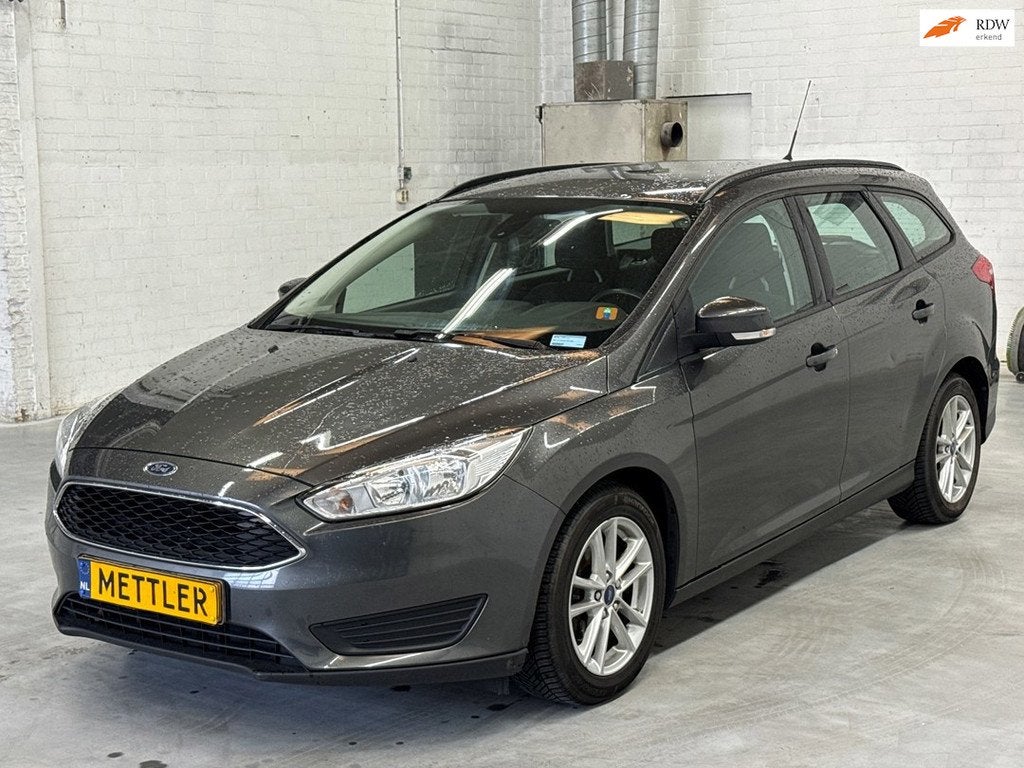 Ford Focus Wagon 1.0 Trend Ti-VCT EcoBoost | Cruise control, Auto's, Electronic Stability Program (ESP), 101 pk, Gebruikt, Euro 6