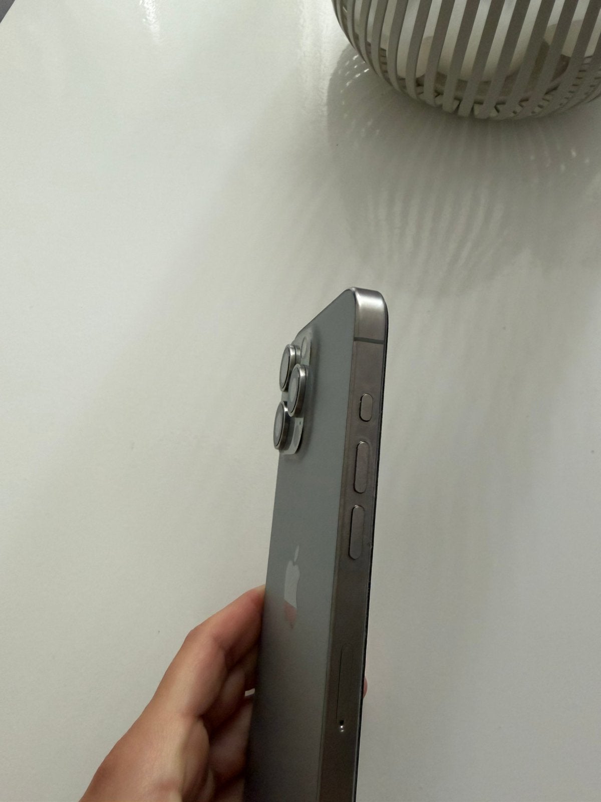 Foto 8 van iPhone 15 Pro Max 256GB Natural Titanium