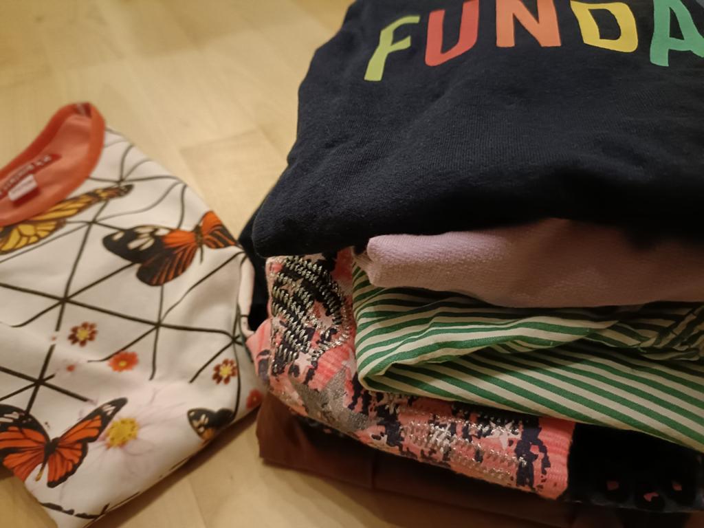 Zomer kleding pakket meisje maat 122/128, Ophalen of Verzenden, Zo goed als nieuw, Meisje, Setje