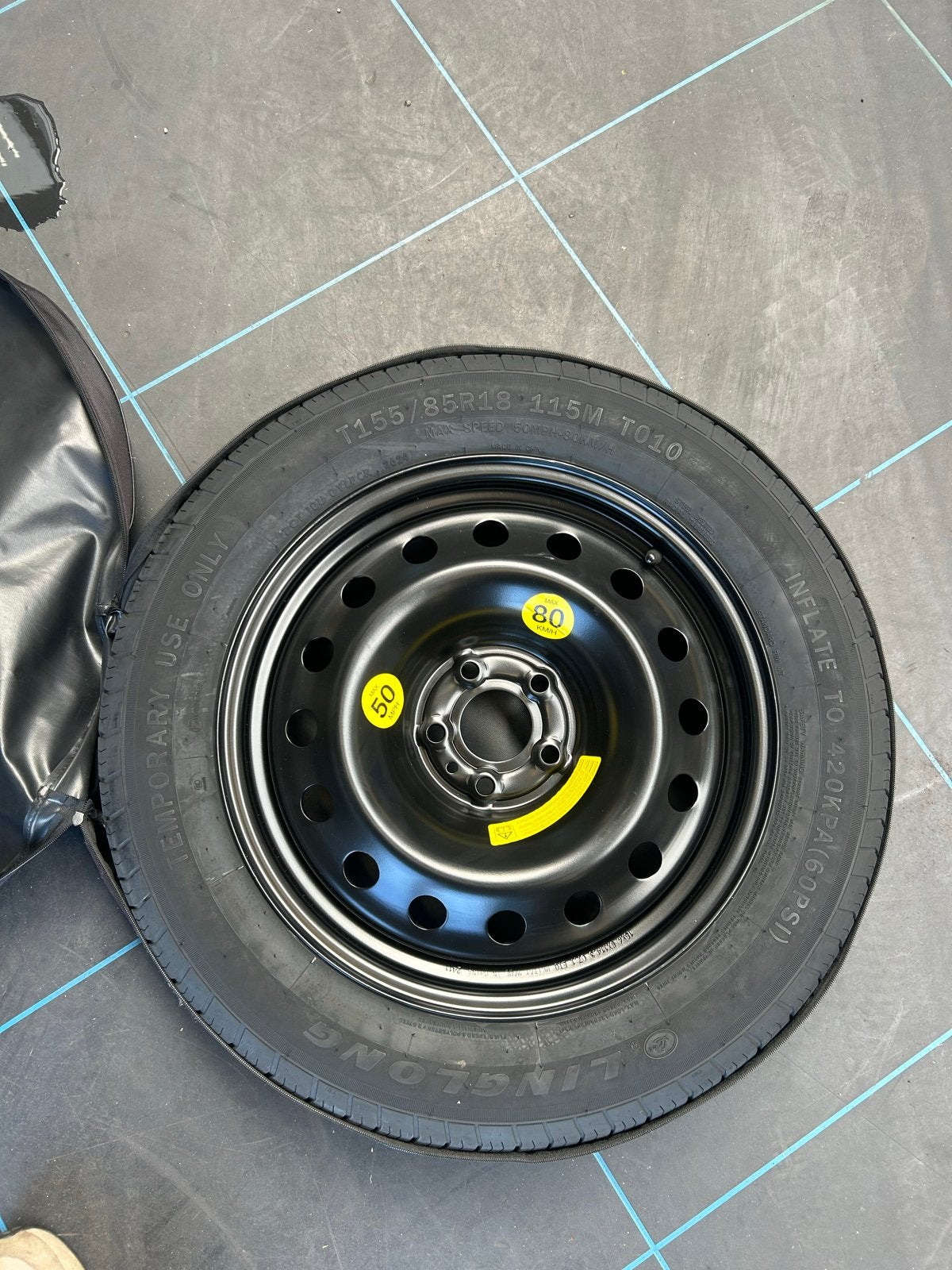 Mazda CX-60 thuiskomer reservewiel T155/85R18, Ophalen, 18 inch, 155 mm, Banden en Velgen