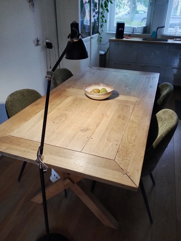 GRATIS houten (eet) tafel, Ophalen, Gebruikt, Eikenhout, 50 tot 100 cm