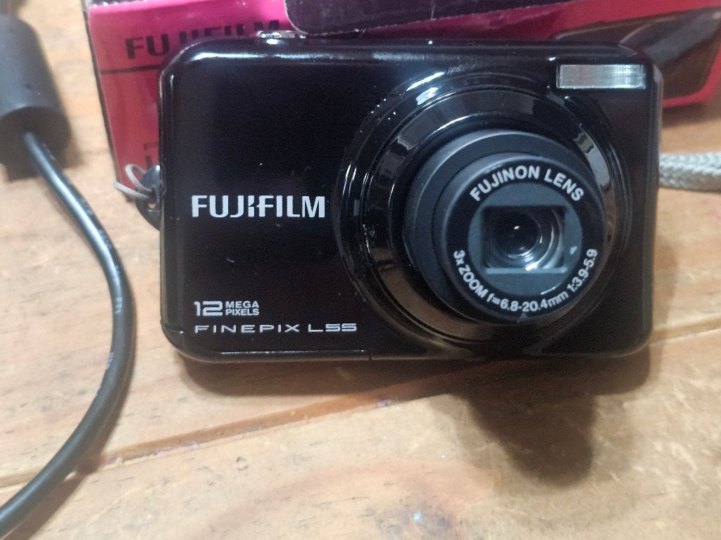 Fujifilm FinePix L55 Compactcamera - 12 Megapixels, Ingebouwde flitser, Gebruikt, 12 megapixels, Ophalen of Verzenden