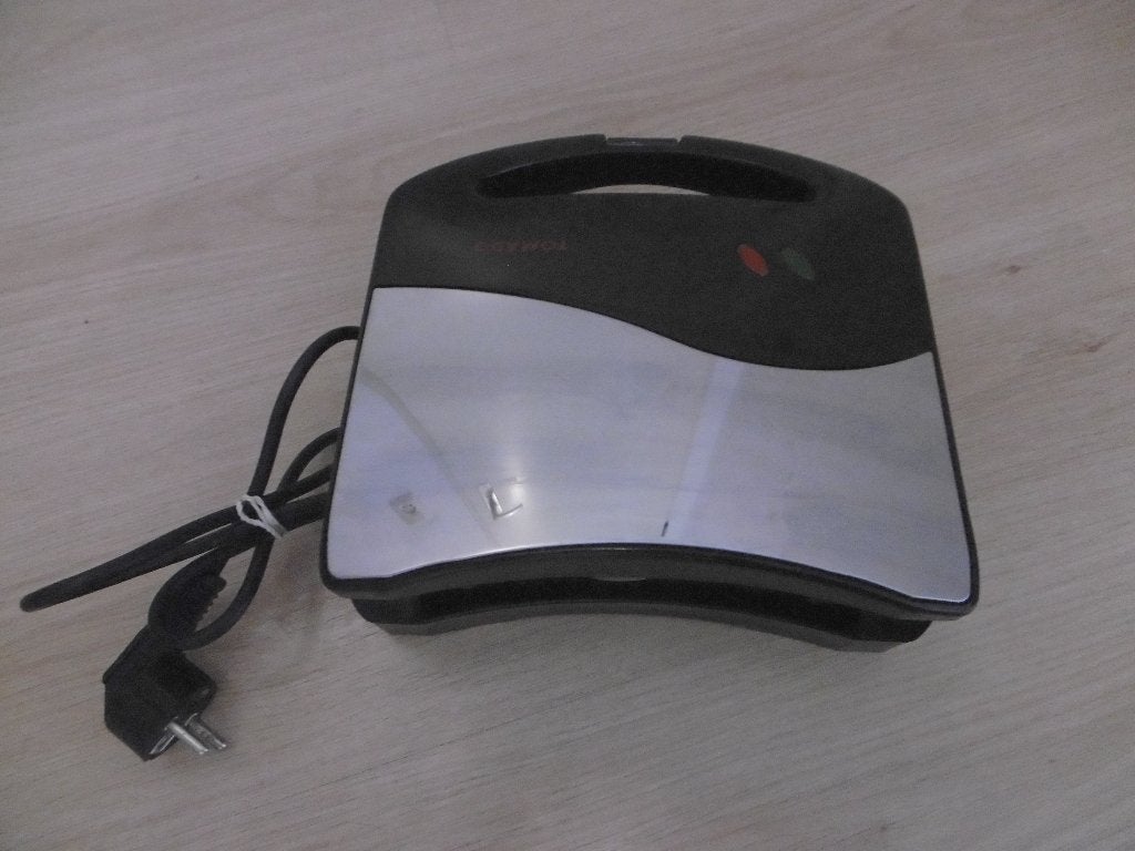 Sandwich/tosti toaster (Tomado), Ophalen of Verzenden, Gebruikt