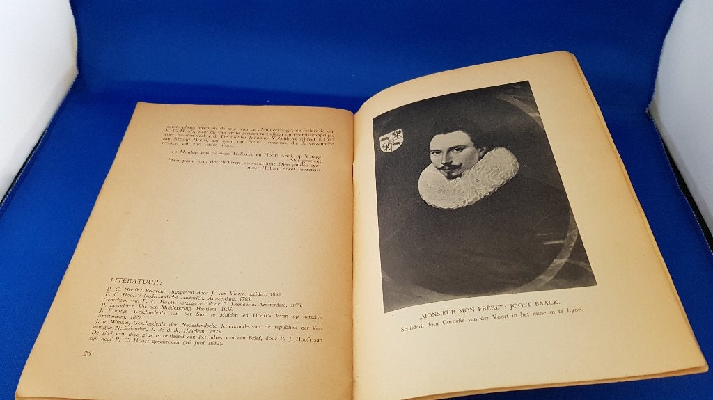 P.C. Hooft - Op Thuys te Muyen, R van Luttervelt, 1947. 7A8, Boeken, Ophalen of Verzenden, Gelezen