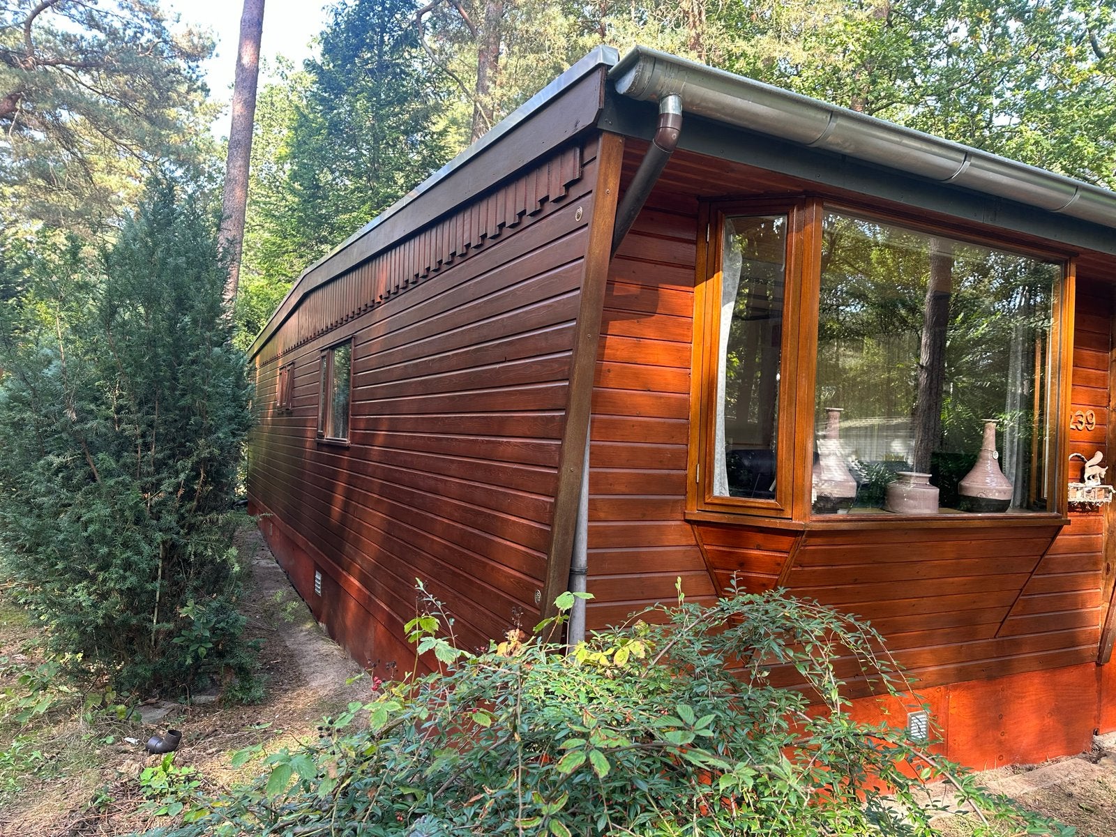 Te Koop Chalet Winterhard afm 11.50 bij 3.75 met nieuwe dak, Tot en met 2