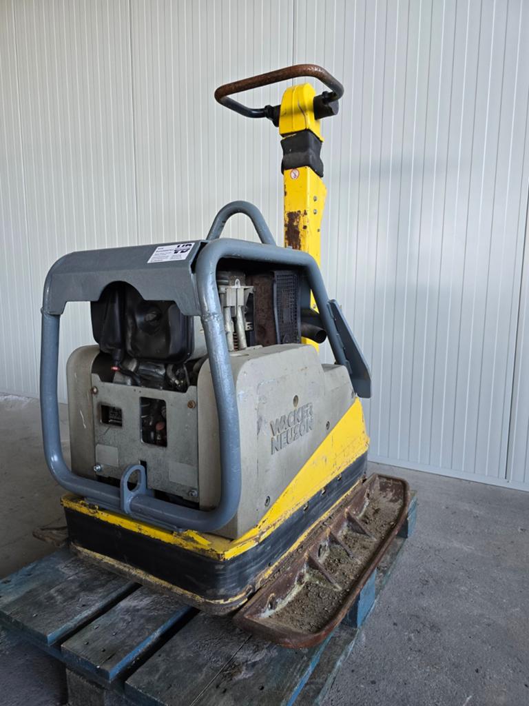 Wacker Neuson DPU 6555Heap | Bouwjaar 2016 | trilplaat te koop bij Vonk Bouwmaterieel