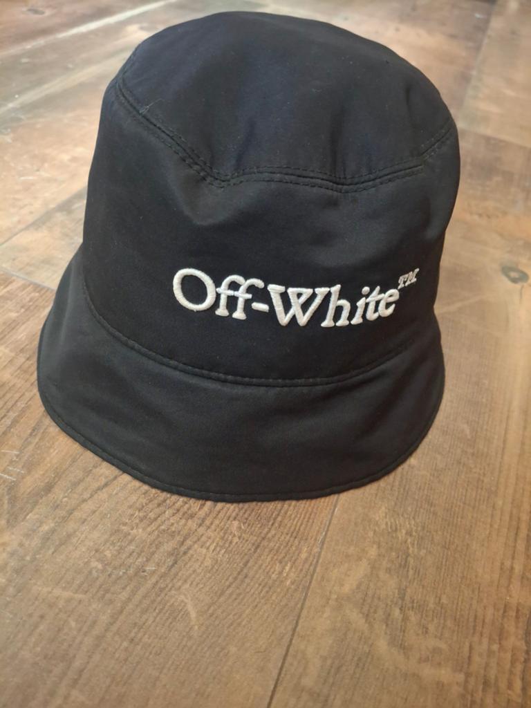 Off-white bucket hat, Ophalen of Verzenden, Zo goed als nieuw, One size fits all