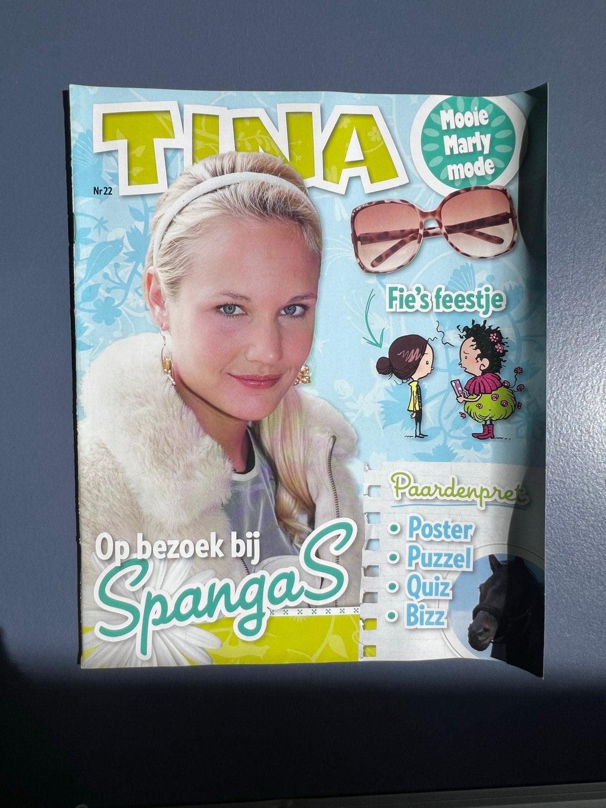 Tina Magazine Nr. 22 - Met Spangas en Paardenpret, Ophalen of Verzenden, Zo goed als nieuw, Damesbladen