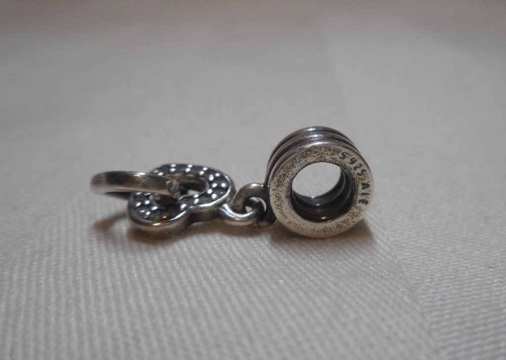 Pandora zilveren hang bedel met hartjes nr.248, Verzenden, Pandora, Zo goed als nieuw, 1 bedel