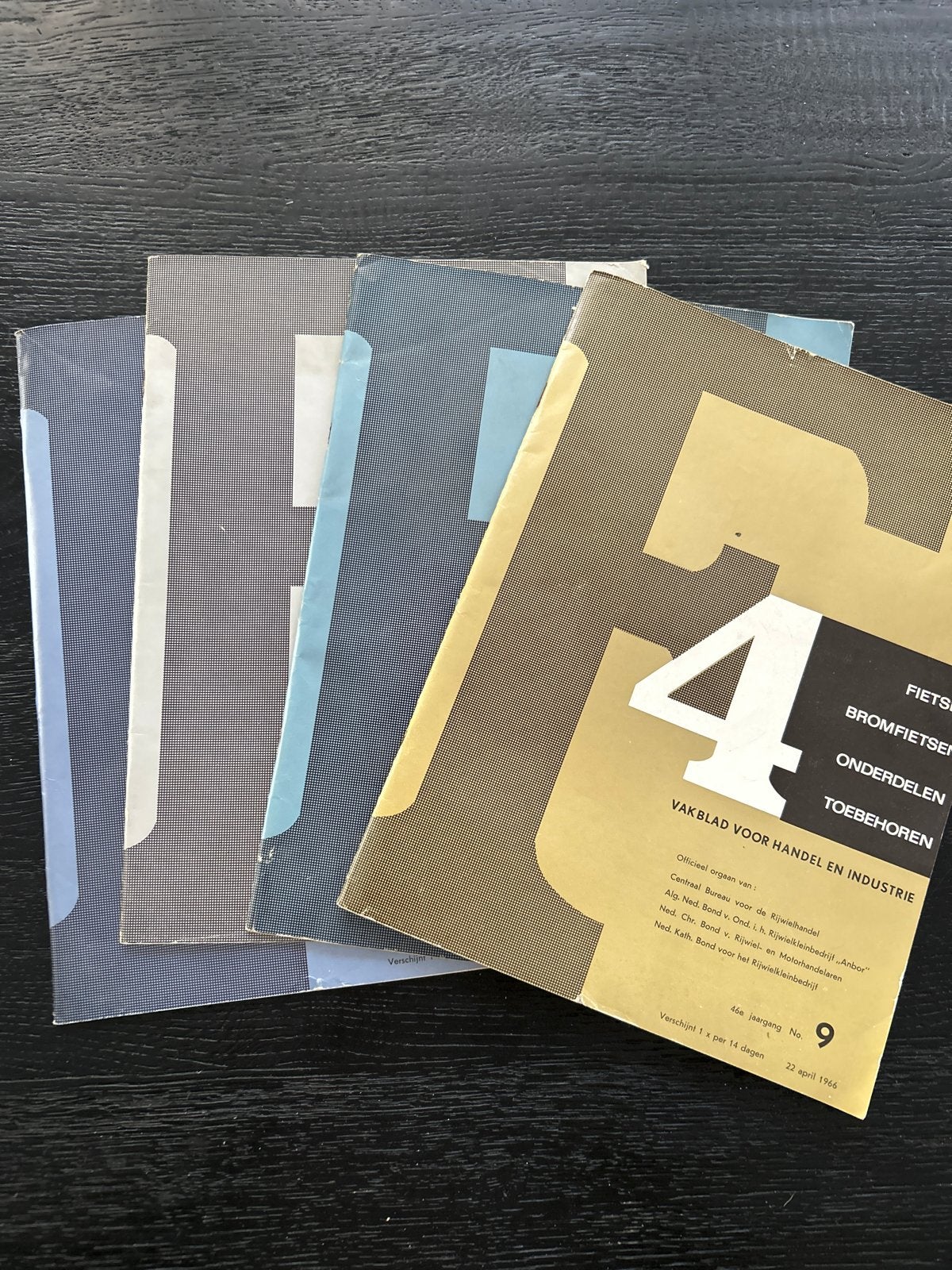 Vakblad Fietsen Bromfietsen Onderdelen Toebehoren 1966, Boeken, Tijdschriften en Kranten, Ophalen of Verzenden, Gelezen, Overige typen
