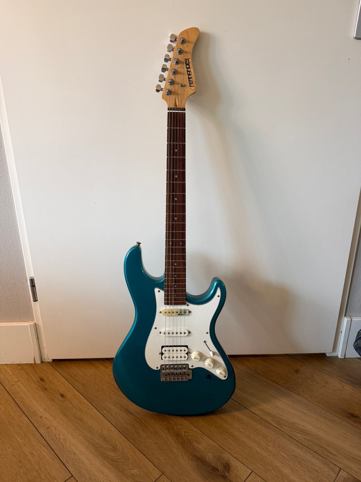 Fernandes electrische gitaar, Ophalen, Zo goed als nieuw, Solid body, Overige merken