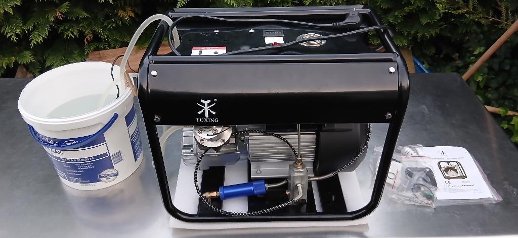 luchtcompressor pcp 300 bar 4500 psi tuxing compleet, Sport en Fitness, Schietsport-accessoires, Ophalen, Gebruikt