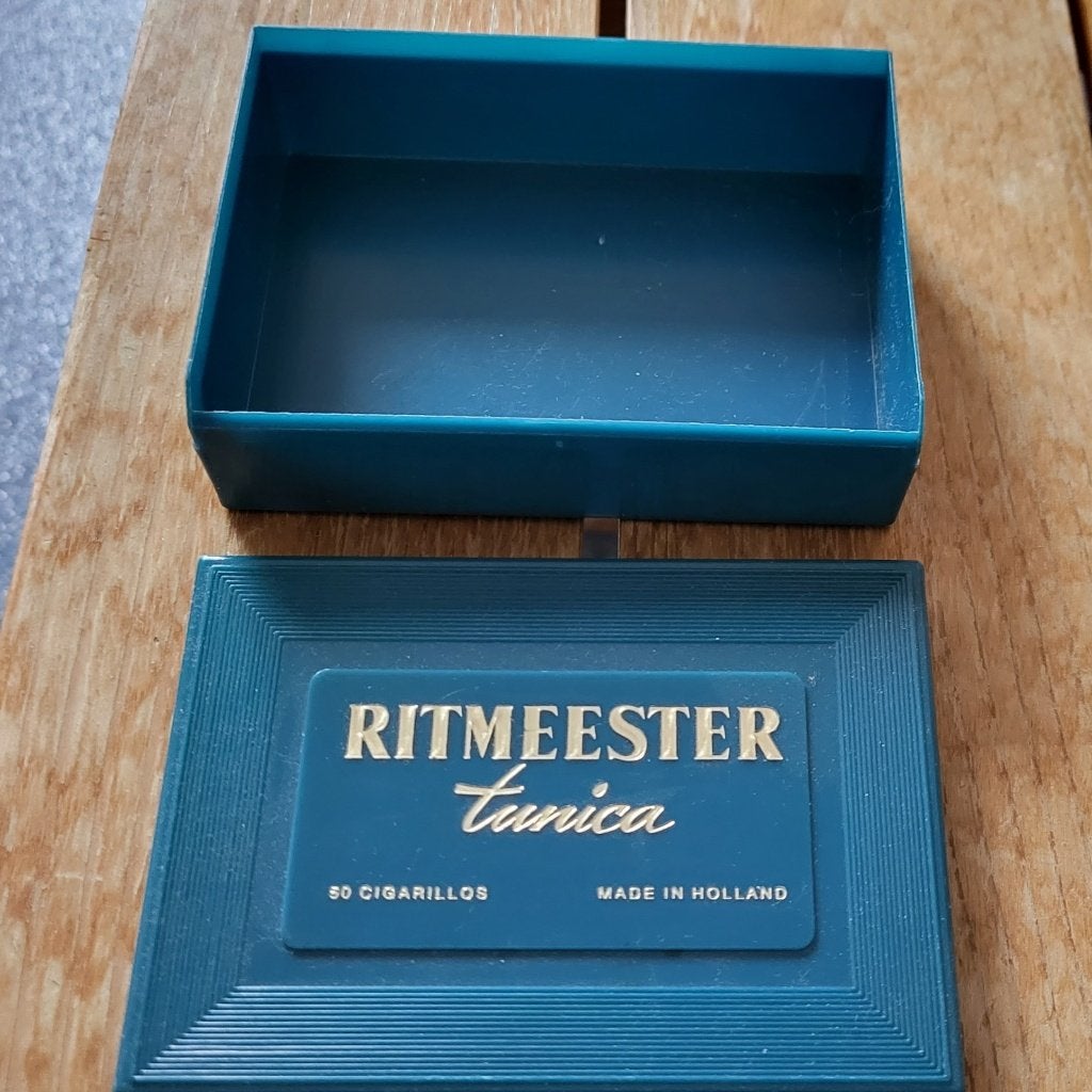 RITMEESTER TUNICA sigaren doos Verzamelen Rookartikelen blik, Ophalen of Verzenden, Gebruikt, Tabaksdoos of Verpakking