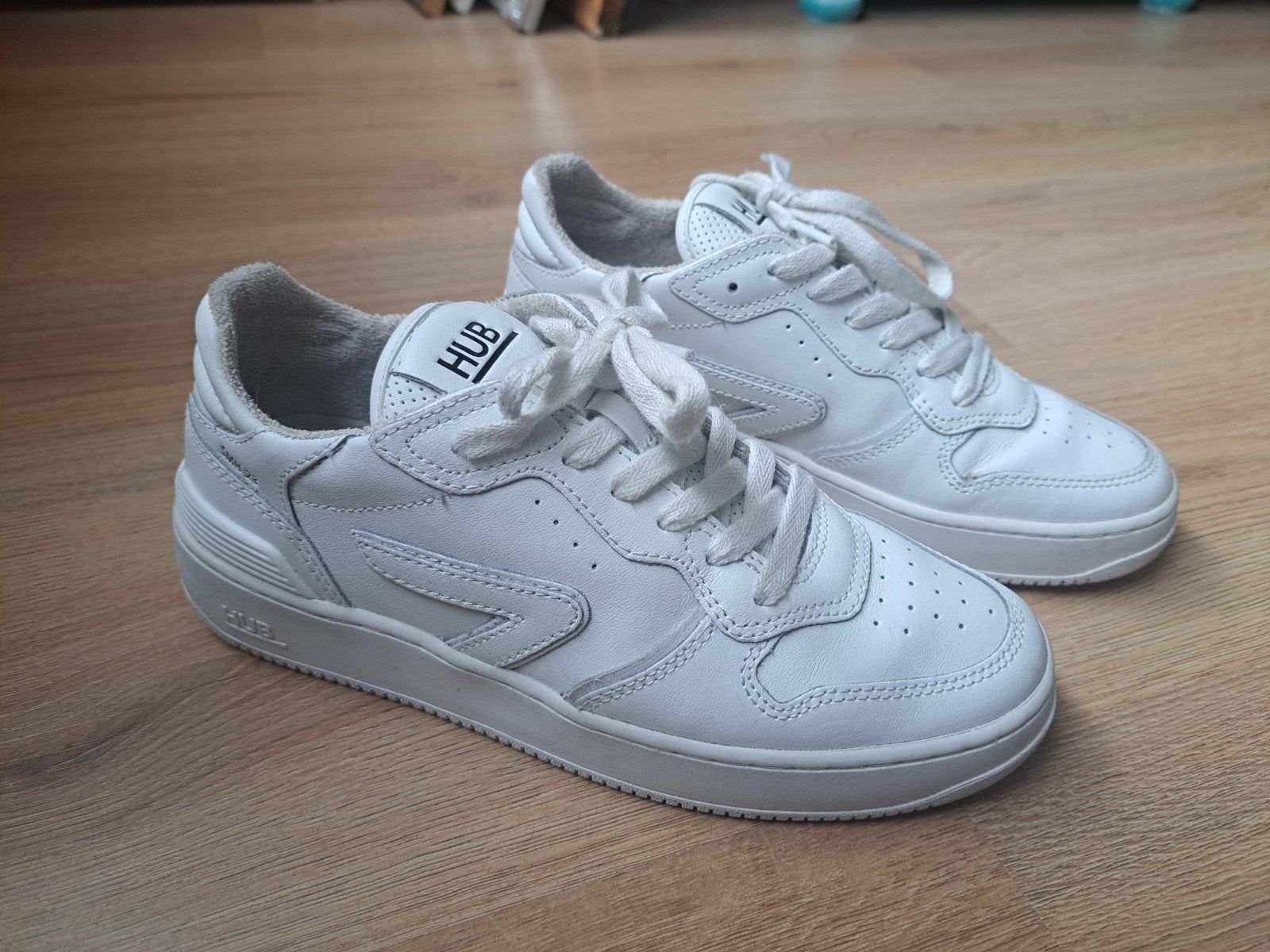 HUB Witte Sneakers Maat 38, Wit, Ophalen of Verzenden, HUB, Sneakers of Gympen
