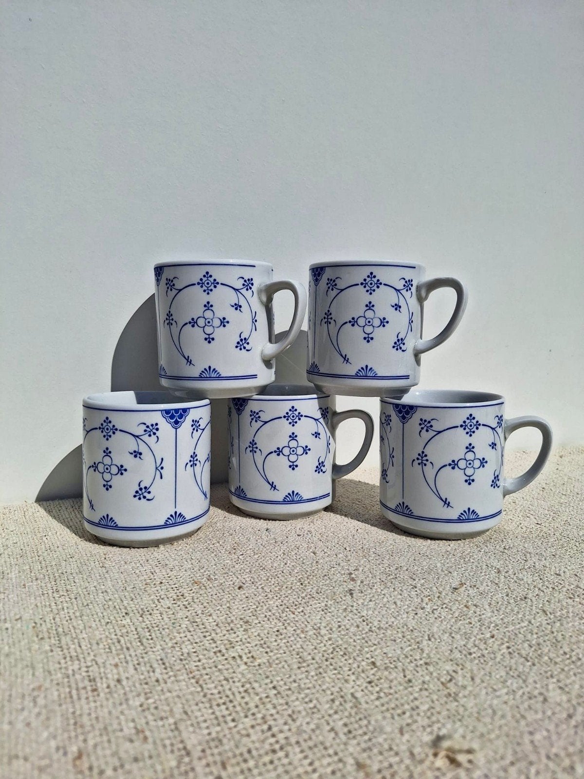 Vintage mokken blauw Saks decor van Italiaanse merk Monopoli, Keramiek, Zo goed als nieuw, Overige stijlen, Monopoli