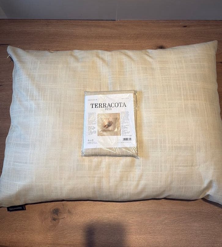 Hondenkussen beige 100x80cm + extra hoes, Dieren en Toebehoren, Ophalen of Verzenden, Zo goed als nieuw