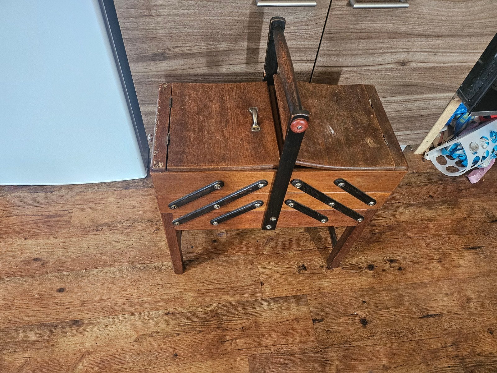 vintage houten naaikist, Ophalen, Gebruikt