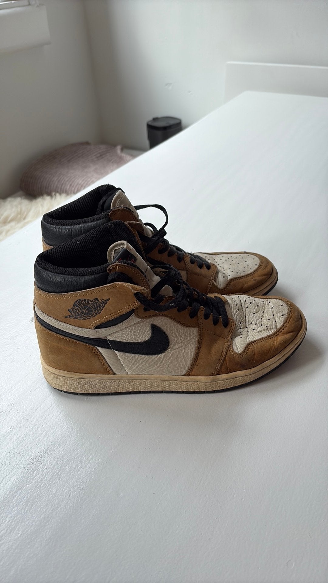 Nike Air Jordan 1 Retro High OG ‘Rookie of the Year’ Maat 44, Overige kleuren, Ophalen of Verzenden, Sneakers of Gympen, Gedragen