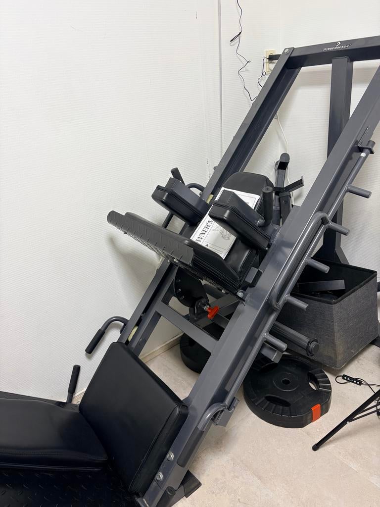 Leg Press / Hack Squat Machine - Krachttraining, Ophalen, Nieuw