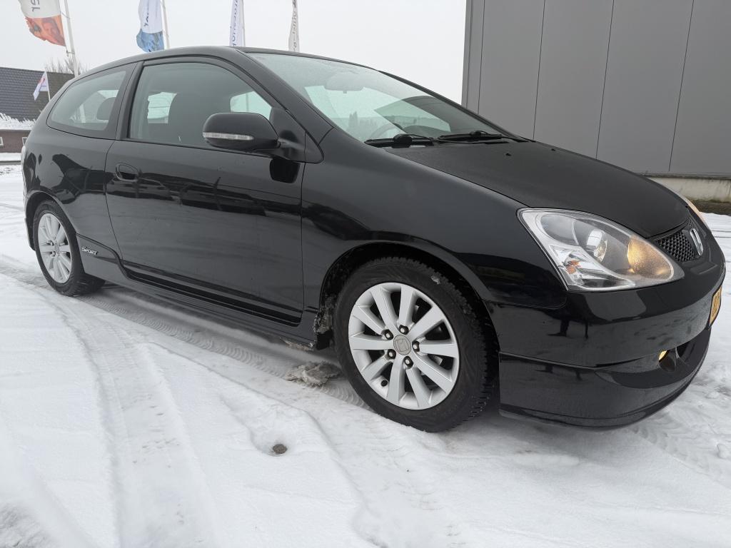Honda Civic 1.6i BAR Sport Airco SUPER MOOI...! (bj 2005), Voorwielaandrijving, 15 km/l, Gebruikt, 4 cilinders