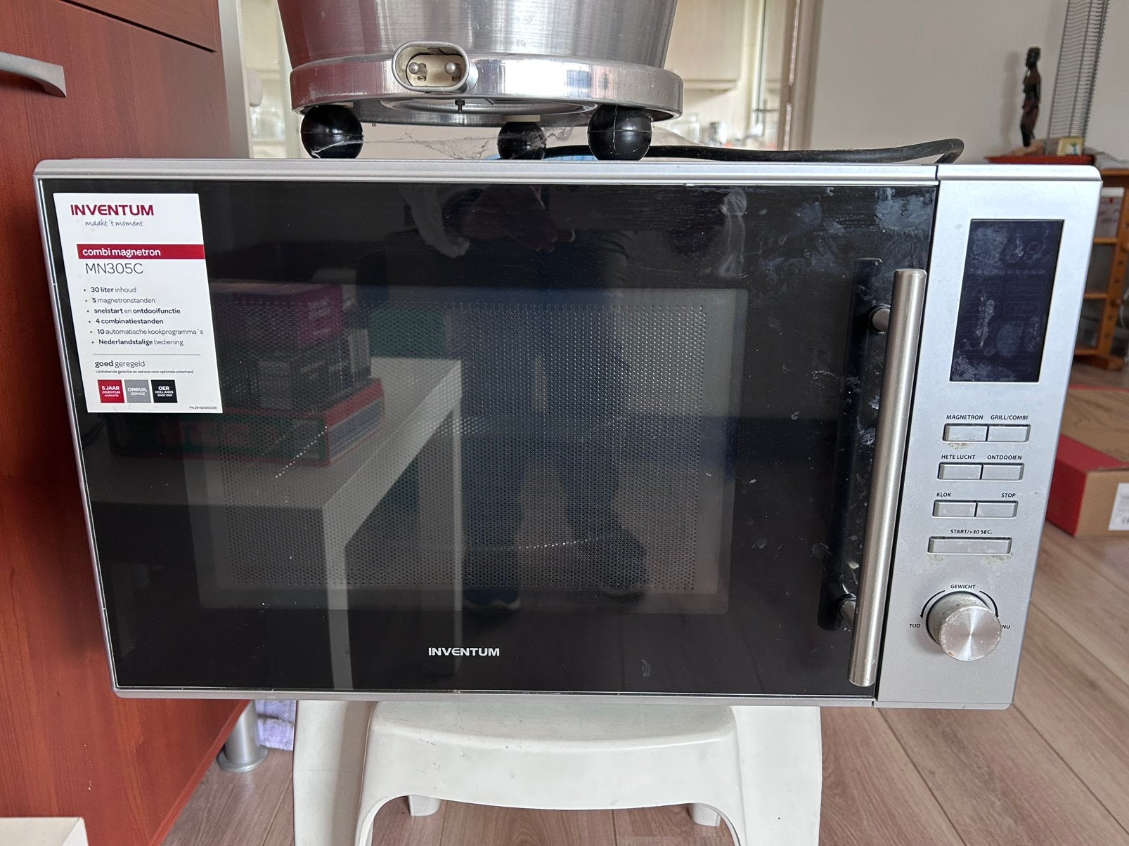 Combi grill magnetron Inventum, Witgoed en Apparatuur, Magnetrons, Ophalen, Zo goed als nieuw, Grill