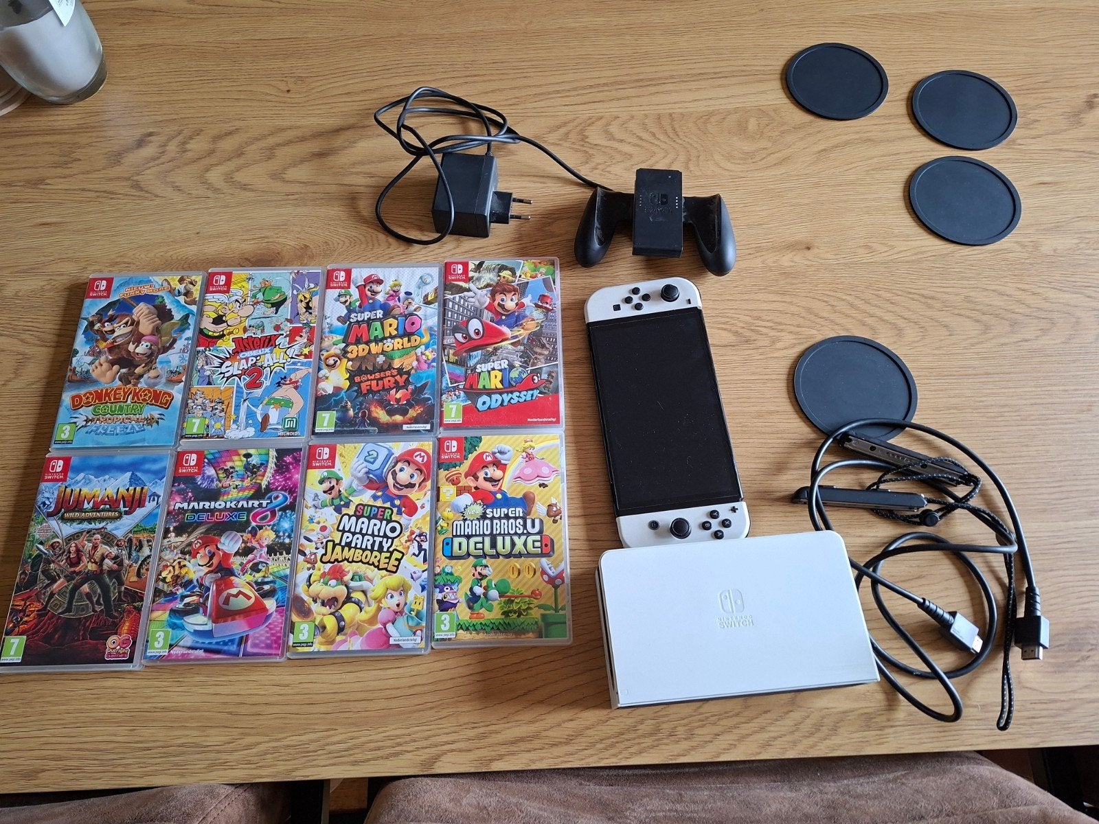 Nintendo Switch OLED Wit met 8 spellen en accessoires, Met games, Met 2 controllers, Zo goed als nieuw, Switch OLED