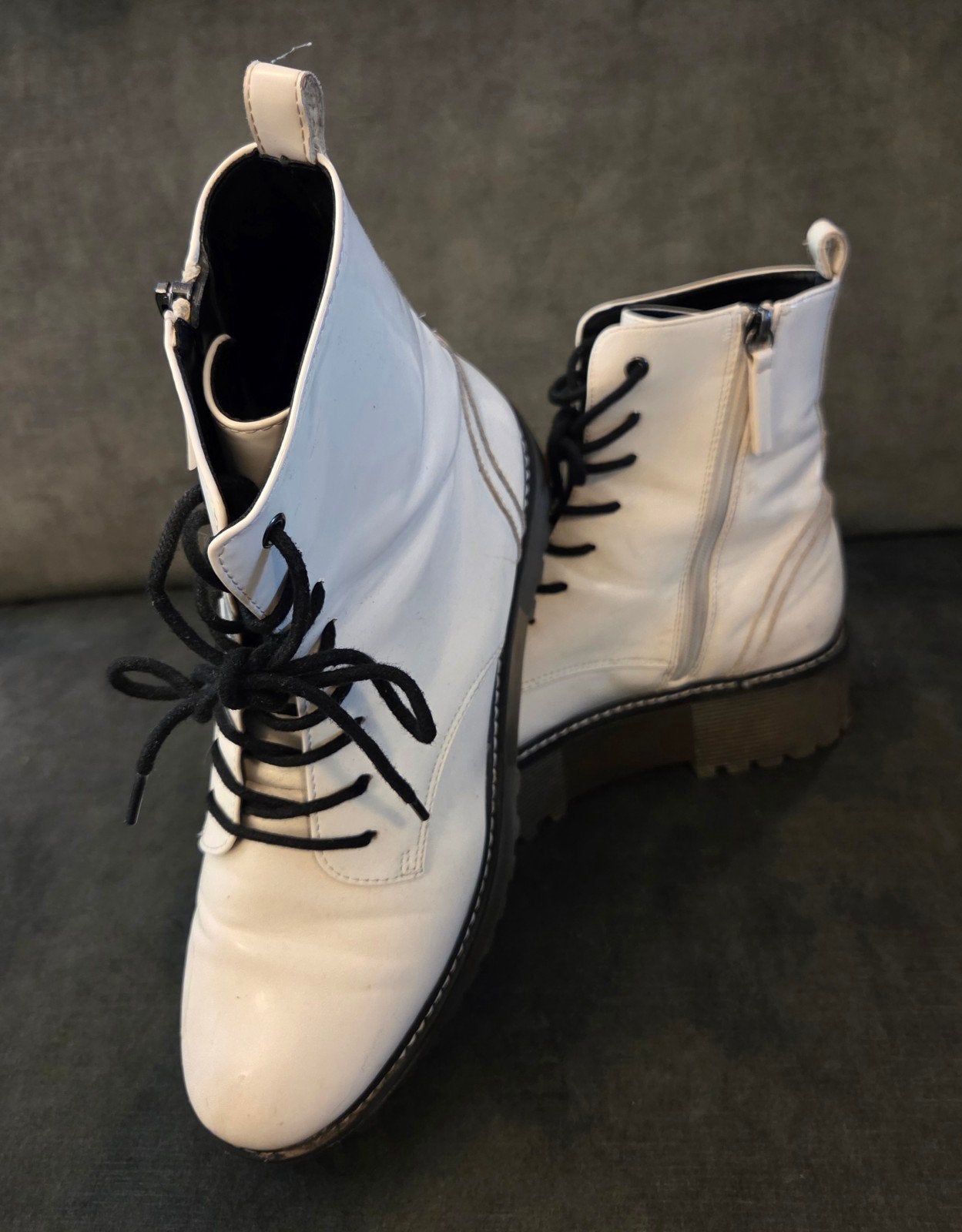 Bershka witte lak boots maat 39, Wit, Lage of Enkellaarzen, Gedragen, Bershka