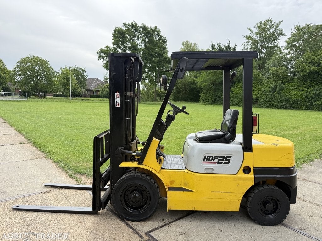 2.5 tonner diesel heftruck 3-delig freelift Sideshift 4500uu, Zakelijke goederen, Machines en Bouw | Heftrucks en Intern transport