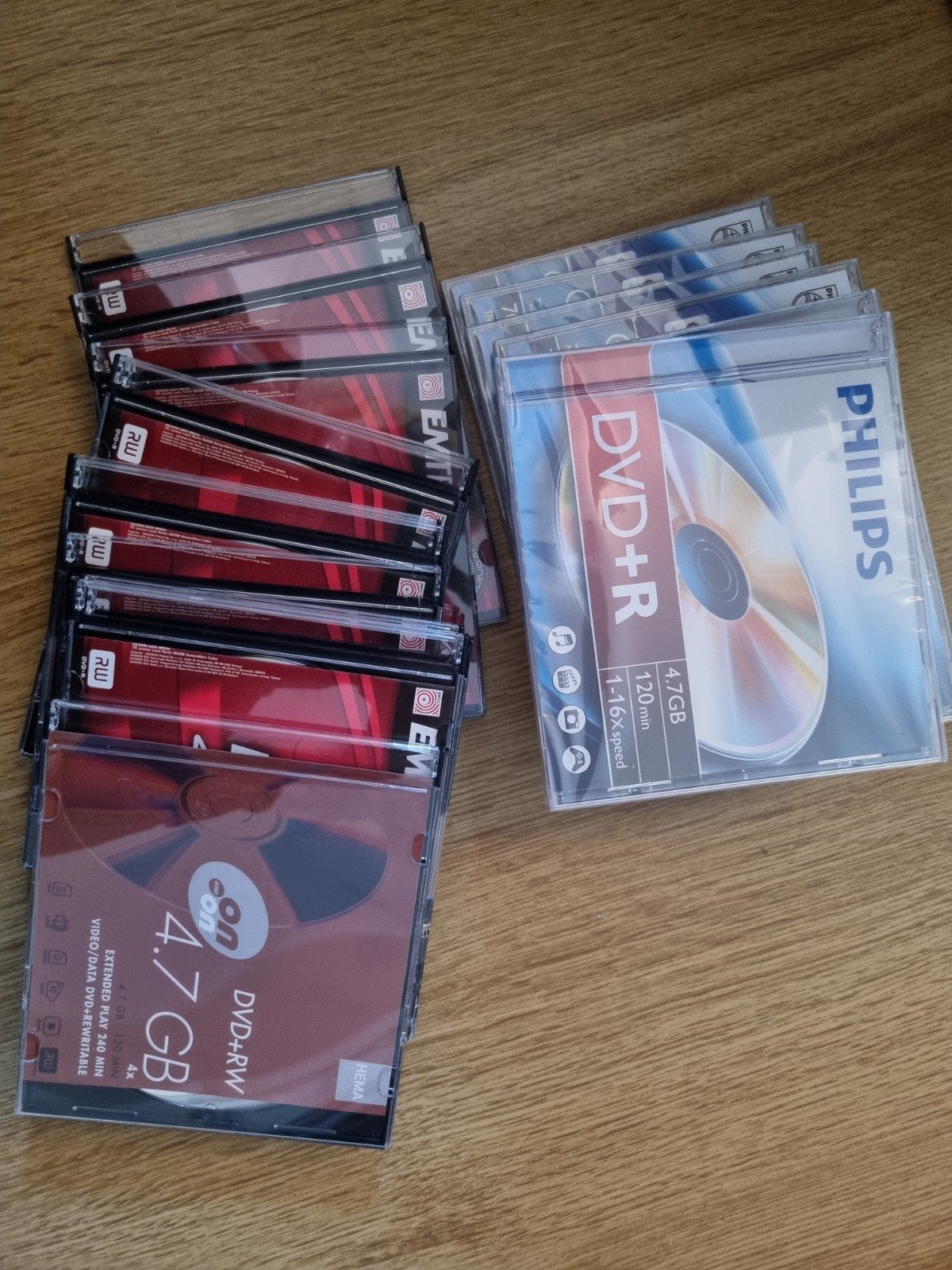 Diverse DVD+R en DVD+RW schijven - Philips, Emtec, Hema, Computers en Software, Beschrijfbare discs, Nieuw, Dvd, Herschrijfbaar