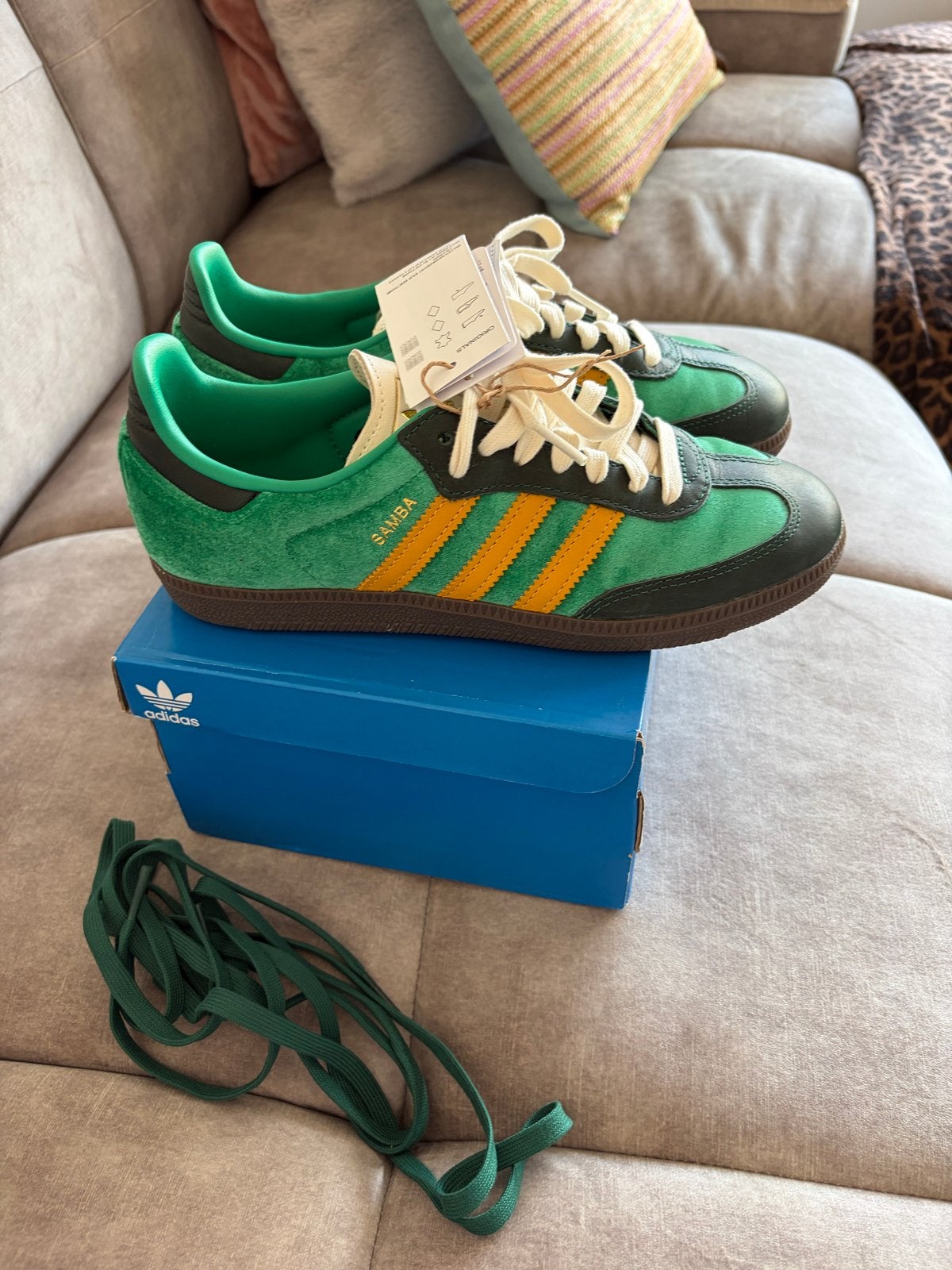 Nieuwe Adidas Samba schoenen - Maat 38,5, Ophalen of Verzenden, Nieuw, Groen, Sneakers of Gympen