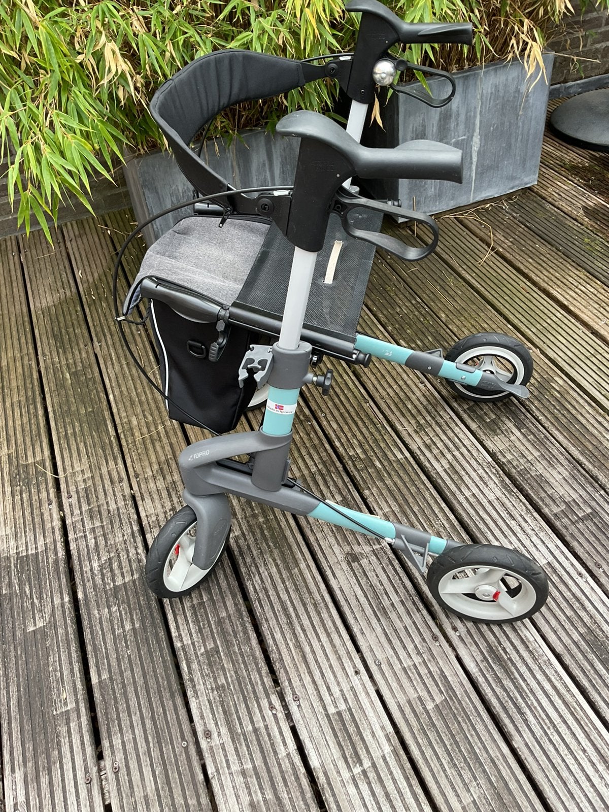 Topro Troja 5G rollator - lichtgewicht, Ophalen of Verzenden, Zo goed als nieuw