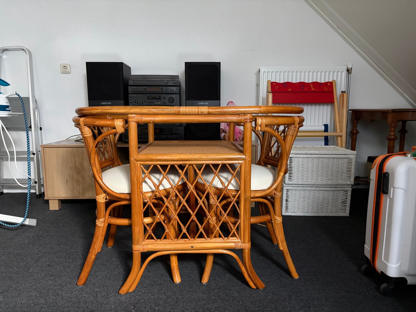 Rotan bistro set met 2 stoelen en tafel, Huis en Inrichting, Ophalen, Gebruikt, Twee, Bruin