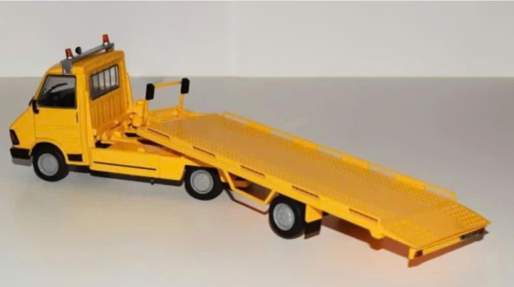 Citroen C35 Lohr autotransporter 1981 1/43 Utilitaires # 18, Verzenden, Nieuw, Bus of Vrachtwagen, Overige merken