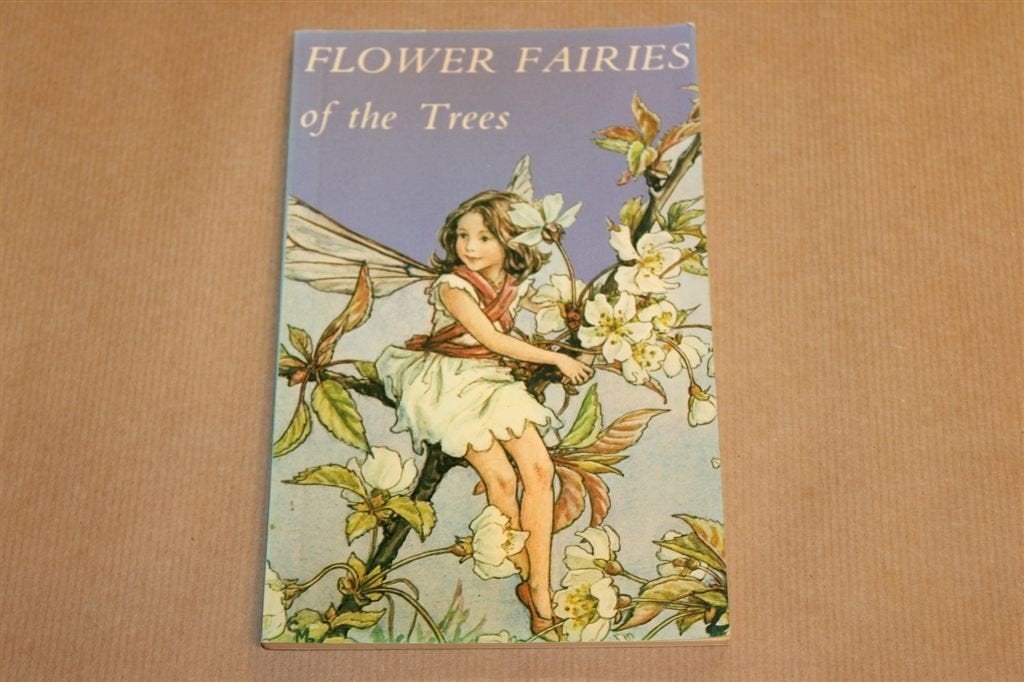 Flower Fairies of the Trees — Cicely M. Barker, 1974, Ophalen of Verzenden, Gelezen