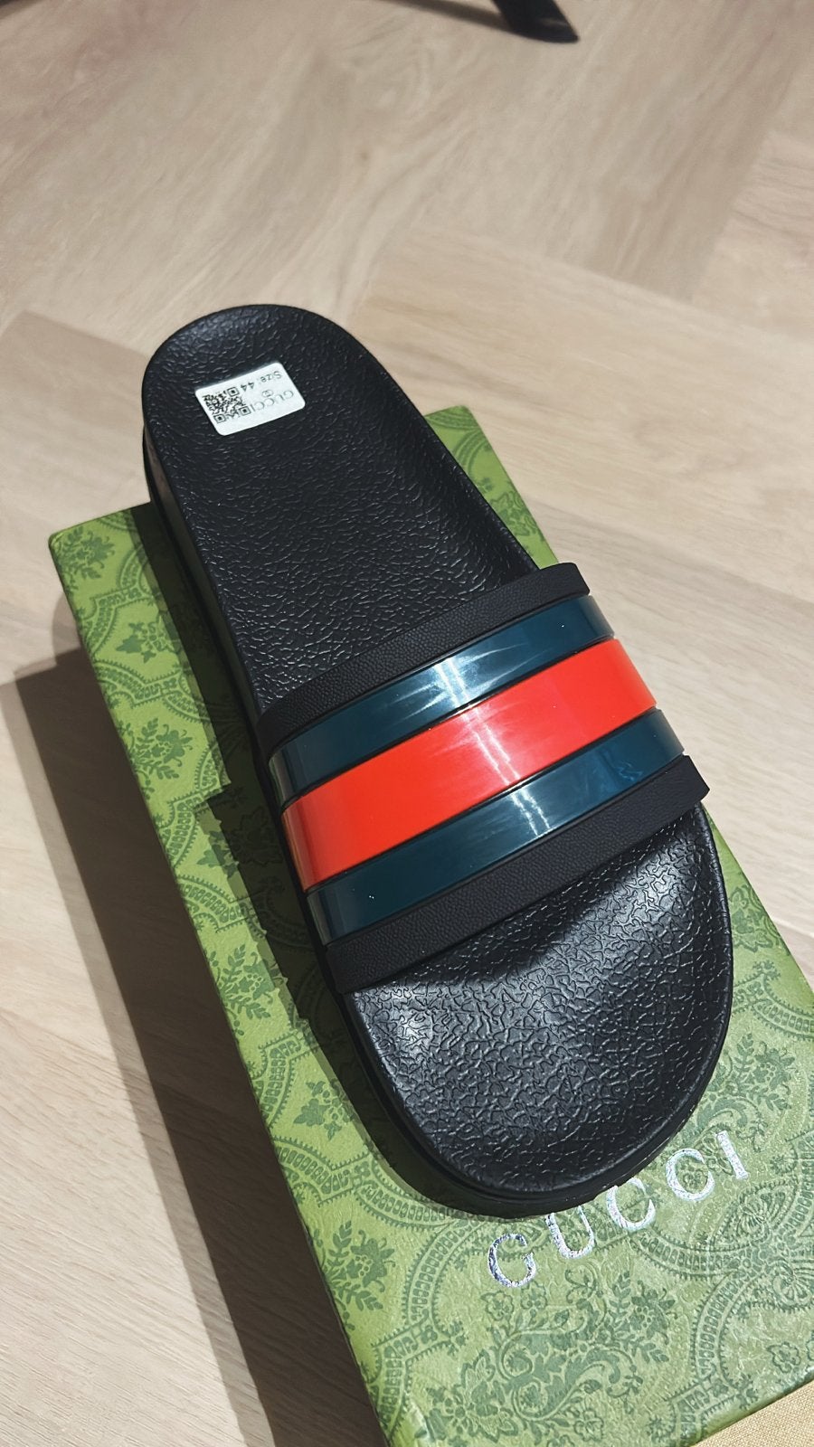Gucci slippers maat 44 met doos en dustbag, Verzenden, Nieuw, Zwart, Slippers