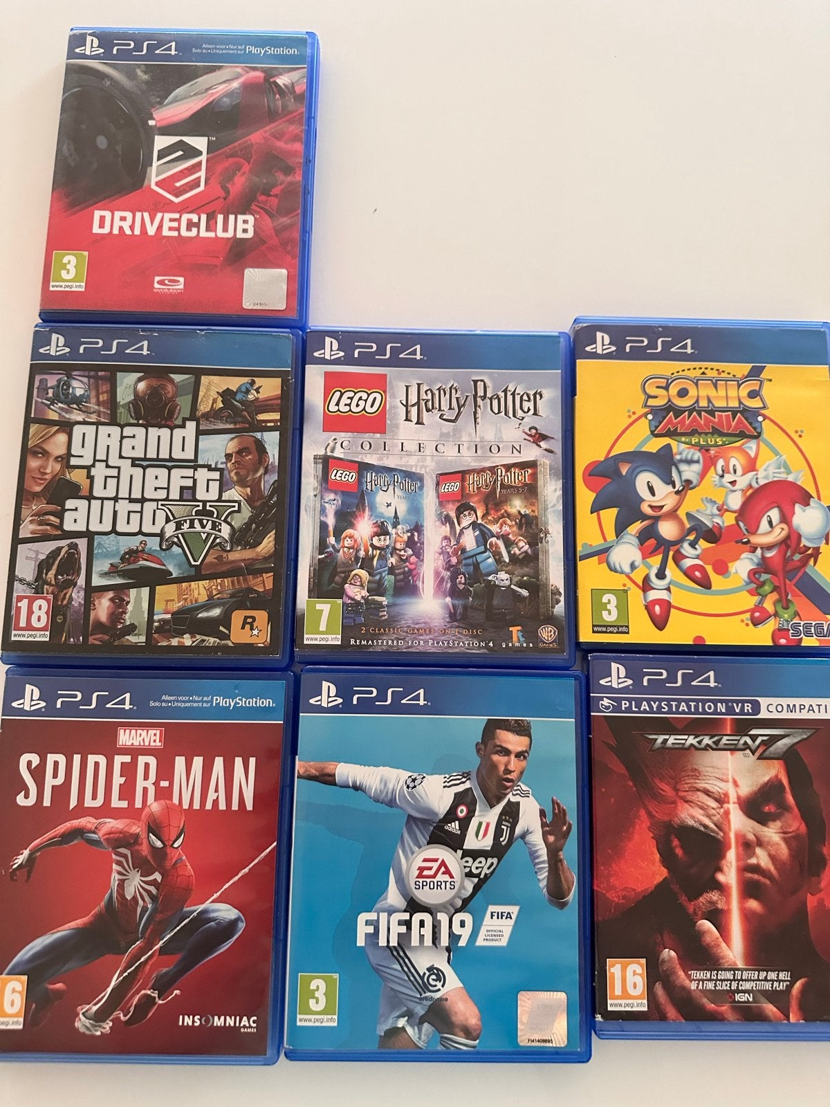 PS4 Games en Controller: Driveclub, GTA V, FIFA 19, Spider-M, Ophalen, Gebruikt, Vanaf 18 jaar, Overige genres