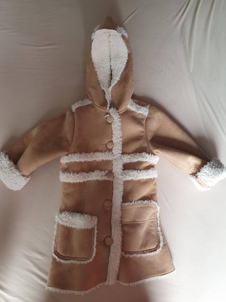 Leuke warme jas voor 2-3 jaar (maat 104), Kinderen en Baby's, Kinderkleding | Maat 104, Ophalen of Verzenden, Zo goed als nieuw