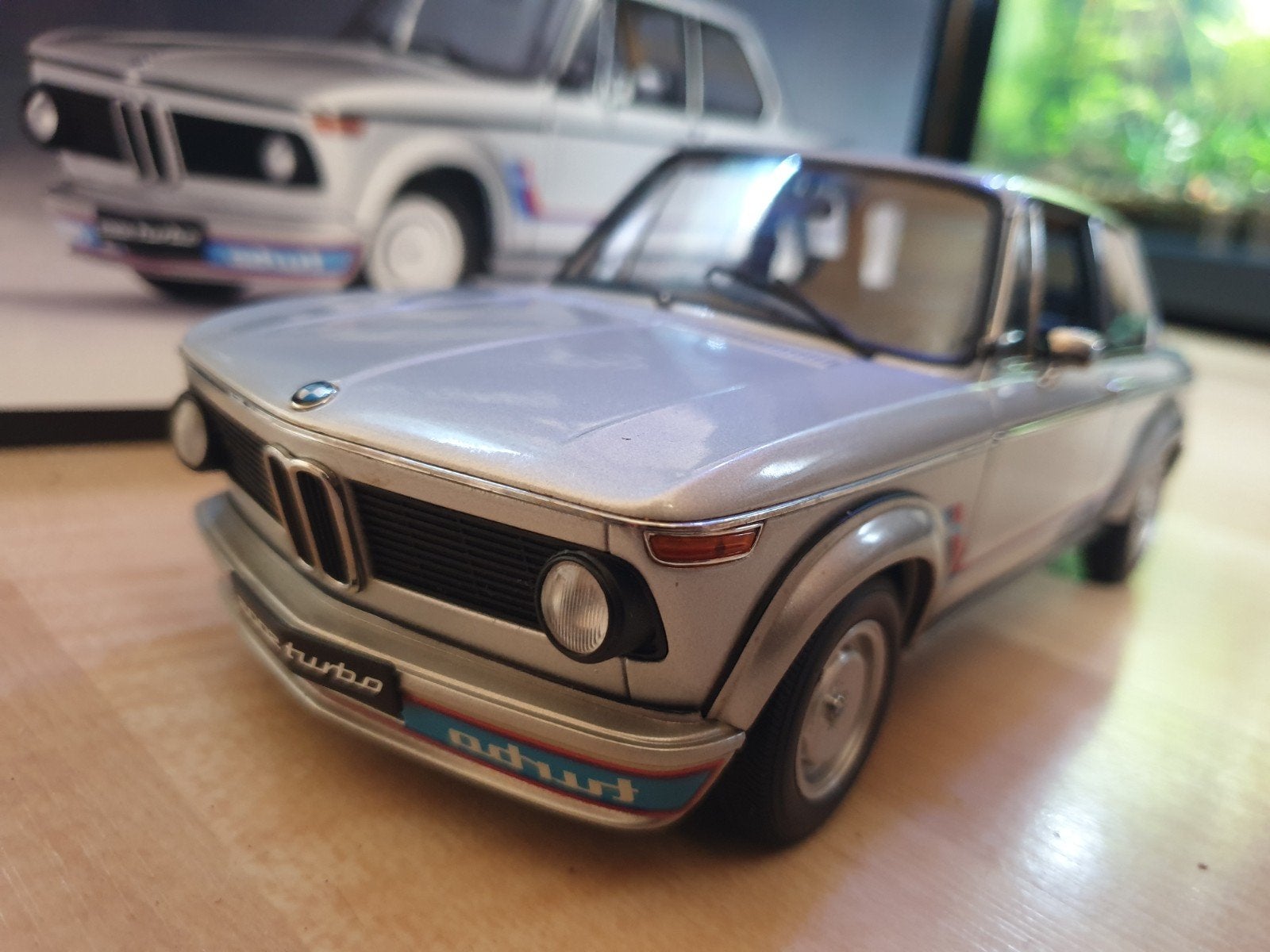 BMW 2002 TURBO Autoart Millennium 1:18, Ophalen of Verzenden, Autoart