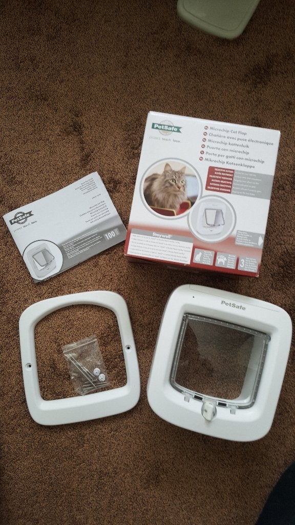 PetSafe Microchip - Wit - Kattenluik - 12,2 x 23,9, Dieren en Toebehoren, Ophalen of Verzenden, Zo goed als nieuw