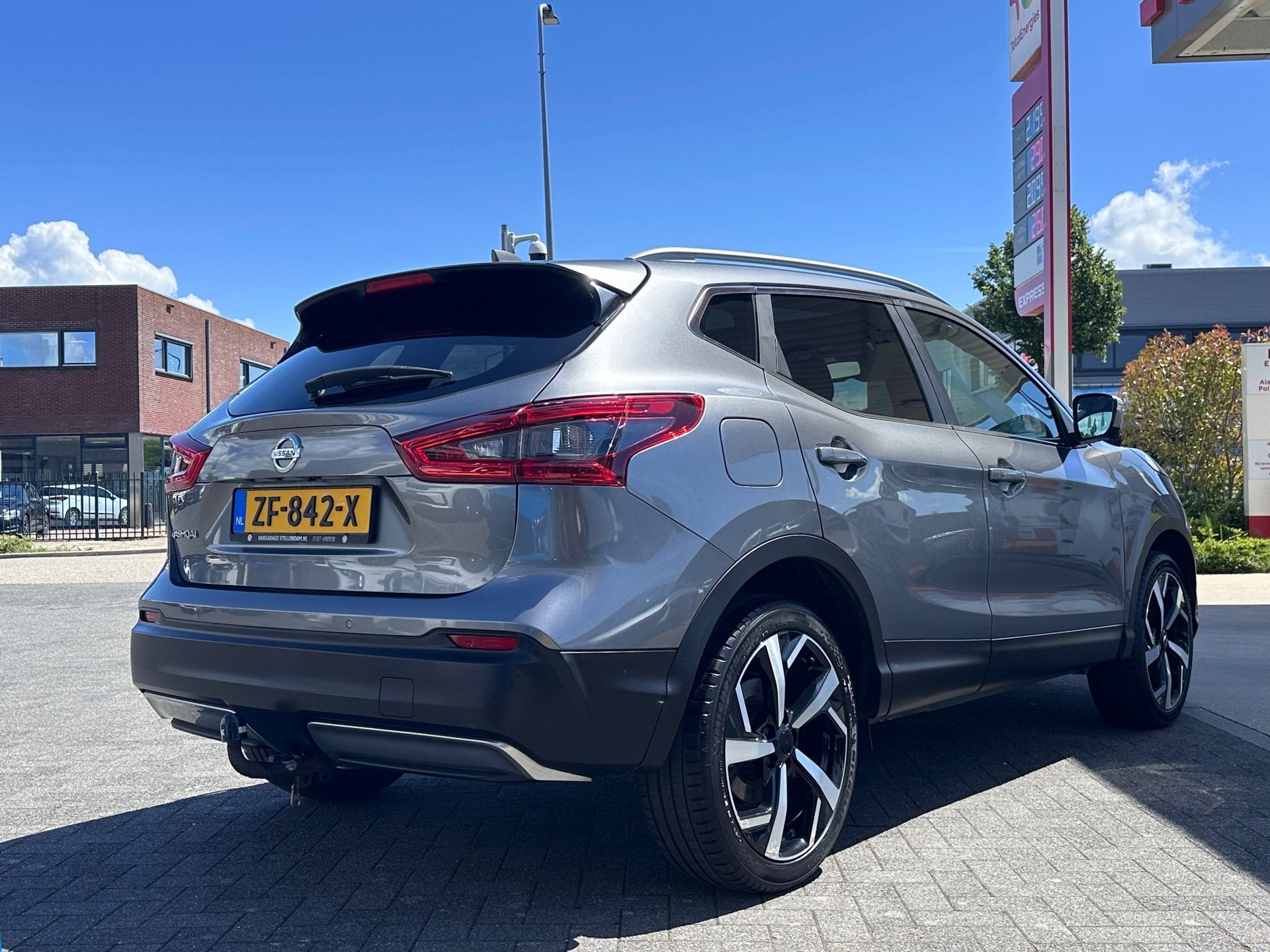 Nissan Qashqai 1.2 Tekna+|1e eigenaar|360 cam|Trekhaak|Bose|, Auto's, Gebruikt, 4 cilinders, 116 pk, Handgeschakeld