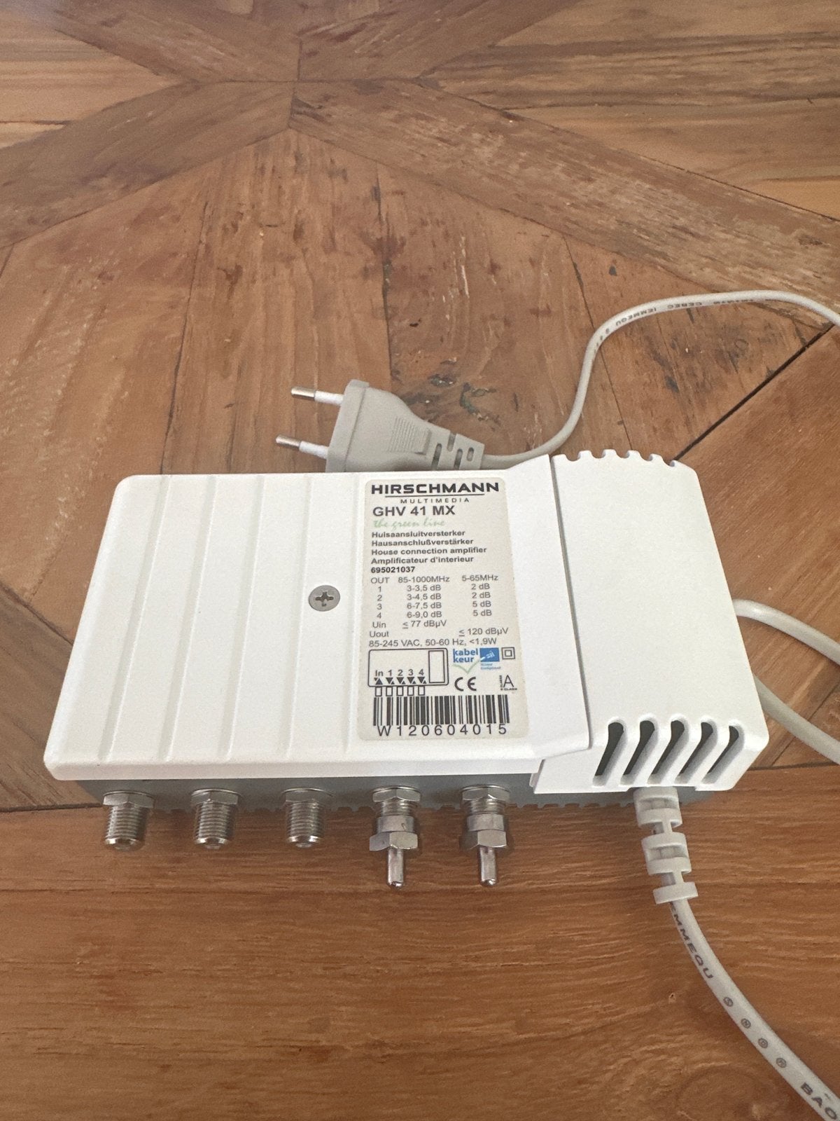 Hirschmann GHV 41 MX Huisversterker, Ophalen of Verzenden, Gebruikt, Minder dan 2 meter, Tv-kabel