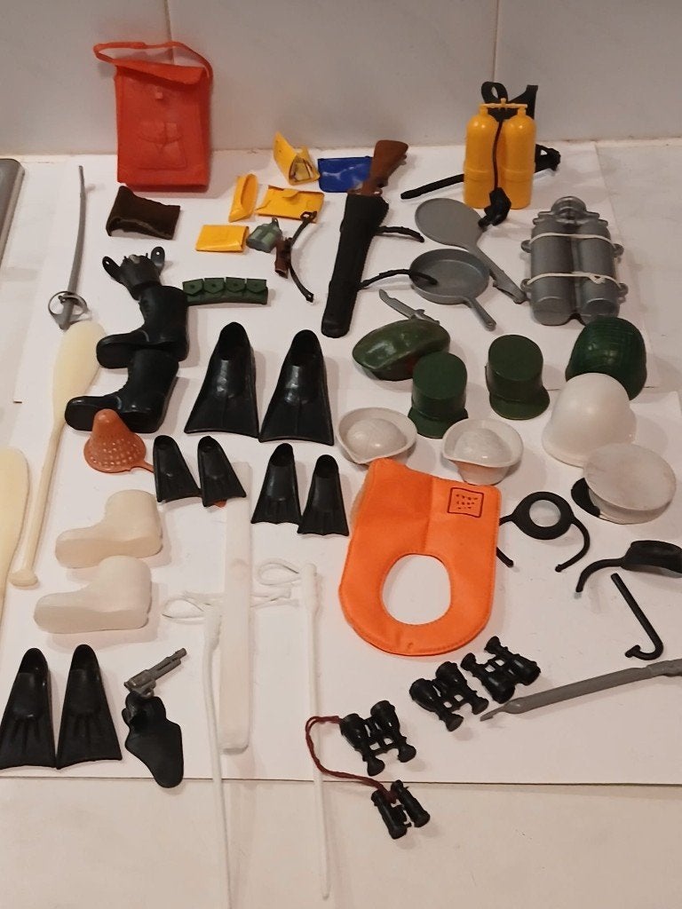 GI Joe ?? Vintage Wapens Duikuitrusting  Pistolen  etc., Ophalen of Verzenden, Gebruikt
